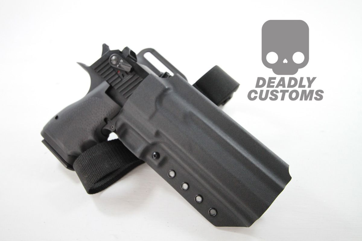 5d72592e826fe4beb1f1191e79cab012.IMG_3517.jpg Universal Desert Eagle Kydex DC1 Series Holster - Image 1